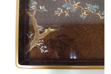 明治から大正期　時代物　木製　漆器　梨地に梅の金銀蒔絵が映える盆　(R-088599)