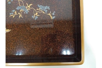 明治から大正期　時代物　木製　漆器　梨地に梅の金銀蒔絵が映える盆　(R-088599)