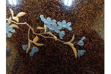 明治から大正期　時代物　木製　漆器　梨地に梅の金銀蒔絵が映える盆　(R-088599)