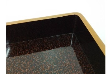 明治から大正期　時代物　木製　漆器　梨地に梅の金銀蒔絵が映える盆　(R-088599)