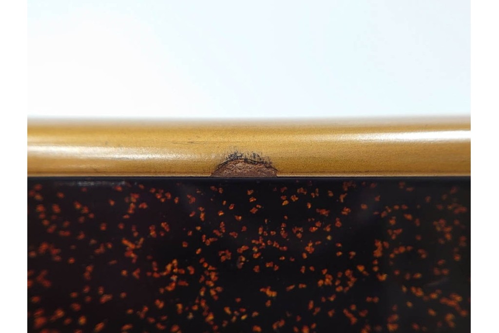 明治から大正期　時代物　木製　漆器　梨地に梅の金銀蒔絵が映える盆　(R-088599)
