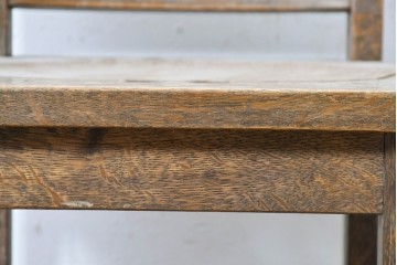 和製ヴィンテージ　オーク材　しっかりとした作りのレトロなダイニングチェア　(R-088600)