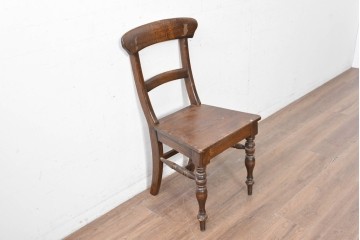 イギリスアンティーク　オーク材　ターニングレッグ意匠が施されたチェア　(R-088604)