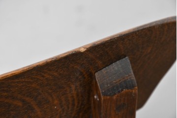 イギリスアンティーク　オーク材　ターニングレッグ意匠が施されたチェア　(R-088604)