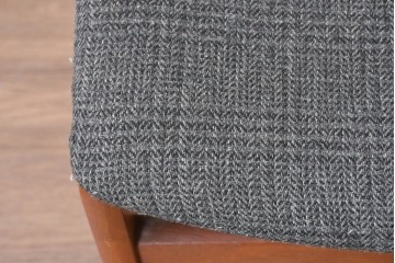 デンマークヴィンテージ　D-SCAN(ディースキャン)　チーク材　デニッシュモダンデザインのダイニングチェア　(R-088607)