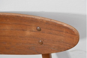 デンマークヴィンテージ　Farstrup(ファーストラップ)　チーク材とビーチ材を用いたダイニングチェア7脚セット　(R-088609)