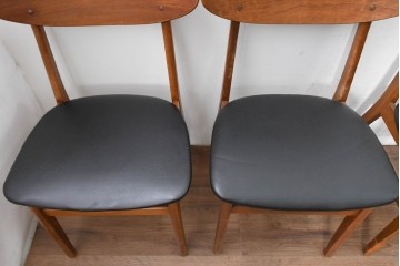 デンマークヴィンテージ　Farstrup(ファーストラップ)　チーク材とビーチ材を用いたダイニングチェア7脚セット　(R-088609)