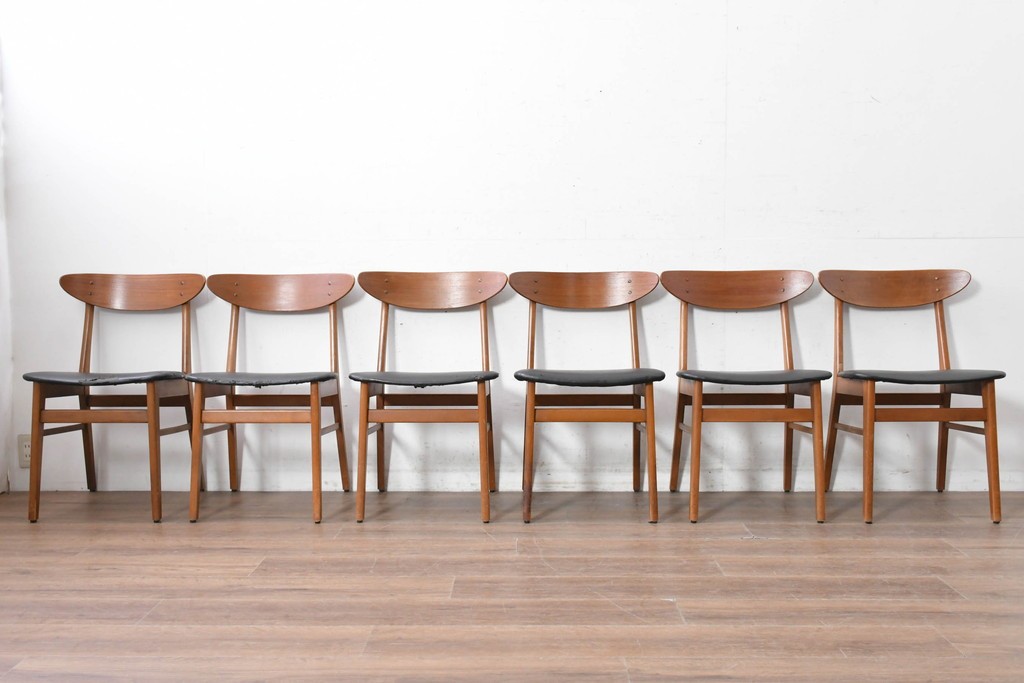 デンマークヴィンテージ　Farstrup(ファーストラップ)　チーク材とビーチ材を用いたダイニングチェア6脚セット　(R-088610)