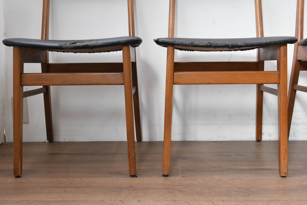 デンマークヴィンテージ　Farstrup(ファーストラップ)　チーク材とビーチ材を用いたダイニングチェア6脚セット　(R-088610)