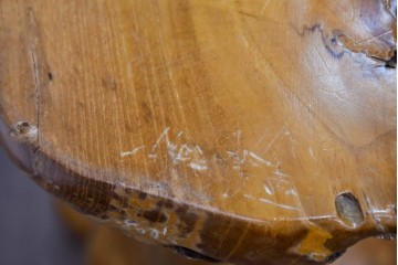 和製ヴィンテージ　総欅材　自然木の造形が味わい深いサイドテーブル　(R-088611)