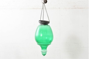 《引っ掛けシーリング式ペンダントライト加工費込み》　インドネシアヴィンテージ　鮮やかなグリーンガラスのペンダントライト　(R-088620)