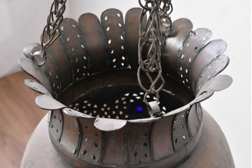 《引っ掛けシーリング式ペンダントライト加工費込み》　モロッコヴィンテージ　異国情緒あふれる透かし細工のペンダントライト　(R-088631)
