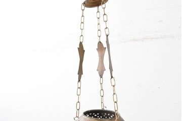 《引っ掛けシーリング式ペンダントライト加工費込み》　アラビアンヴィンテージ　工芸品　真鍮製　透かし細工が美しい色ガラス入り八角ペンダントライト　(R-088633)