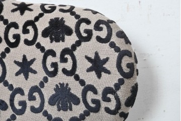 中古　超美品　イタリア製　GUCCI(グッチ)　Alessandro Michele(アレッサンドロ・ミケーレ)デザイン　グッチデコール　フリンジ付きアームチェア　当時定価約100万円　(R-088639)