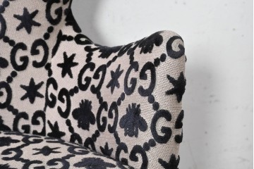 中古　超美品　イタリア製　GUCCI(グッチ)　Alessandro Michele(アレッサンドロ・ミケーレ)デザイン　グッチデコール　フリンジ付きアームチェア　当時定価約100万円　(R-088639)
