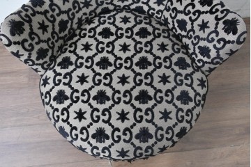 中古　超美品　イタリア製　GUCCI(グッチ)　Alessandro Michele(アレッサンドロ・ミケーレ)デザイン　グッチデコール　フリンジ付きアームチェア　当時定価約100万円　(R-088639)