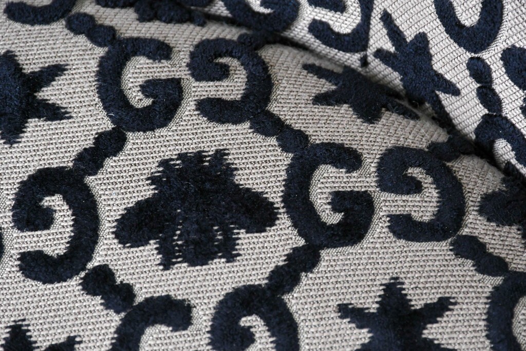 中古　超美品　イタリア製　GUCCI(グッチ)　Alessandro Michele(アレッサンドロ・ミケーレ)デザイン　グッチデコール　フリンジ付きアームチェア　当時定価約100万円　(R-088639)