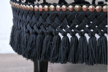 中古　超美品　イタリア製　GUCCI(グッチ)　Alessandro Michele(アレッサンドロ・ミケーレ)デザイン　グッチデコール　フリンジ付きアームチェア　当時定価約100万円　(R-088639)