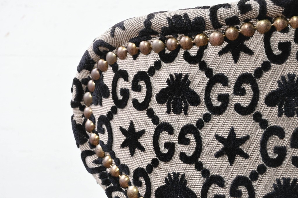 中古　超美品　イタリア製　GUCCI(グッチ)　Alessandro Michele(アレッサンドロ・ミケーレ)デザイン　グッチデコール　フリンジ付きアームチェア　当時定価約100万円　(R-088639)