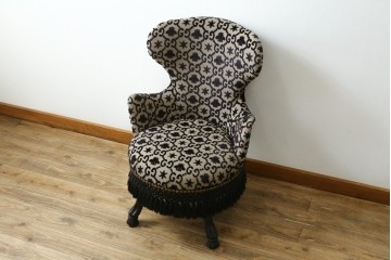 中古　超美品　イタリア製　GUCCI(グッチ)　Alessandro Michele(アレッサンドロ・ミケーレ)デザイン　グッチデコール　フリンジ付きアームチェア　当時定価約100万円　(R-088639)