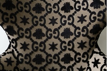 中古　超美品　イタリア製　GUCCI(グッチ)　Alessandro Michele(アレッサンドロ・ミケーレ)デザイン　グッチデコール　フリンジ付きアームチェア　当時定価約100万円　(R-088639)
