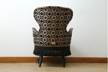 中古　超美品　イタリア製　GUCCI(グッチ)　Alessandro Michele(アレッサンドロ・ミケーレ)デザイン　グッチデコール　フリンジ付きアームチェア　当時定価約100万円　(R-088639)