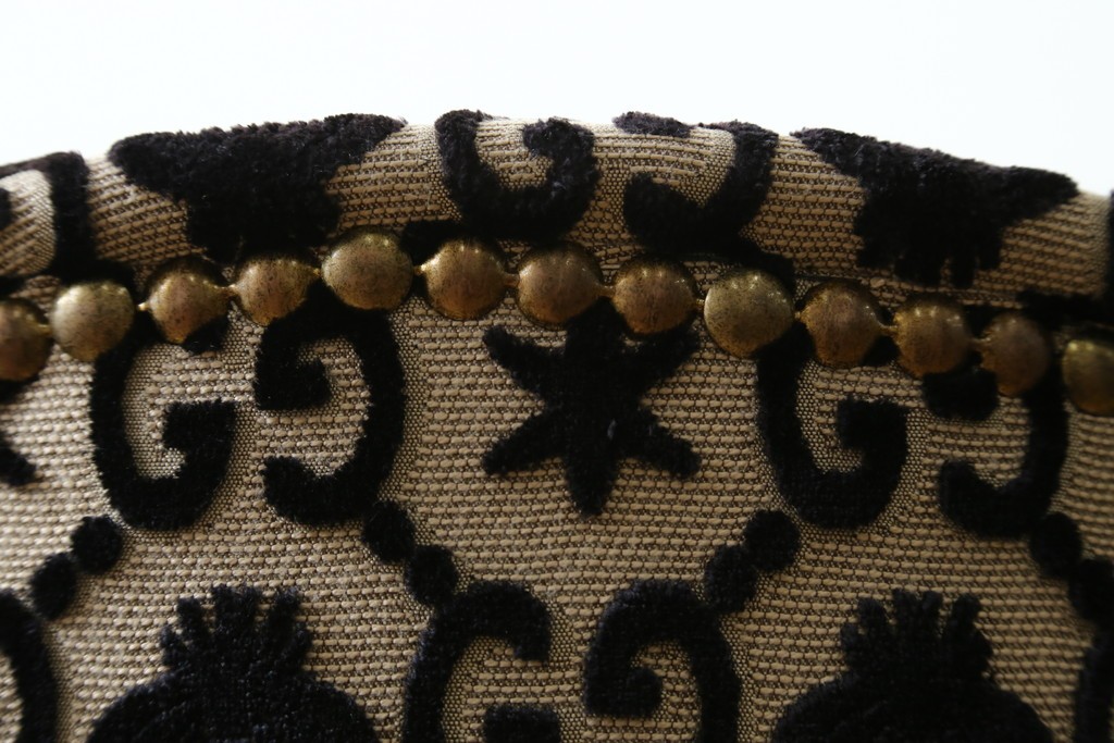 中古　超美品　イタリア製　GUCCI(グッチ)　Alessandro Michele(アレッサンドロ・ミケーレ)デザイン　グッチデコール　フリンジ付きアームチェア　当時定価約100万円　(R-088639)