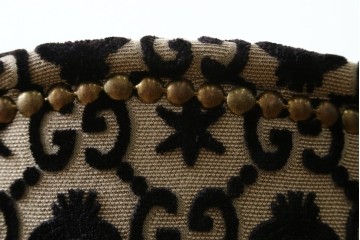 中古　超美品　イタリア製　GUCCI(グッチ)　Alessandro Michele(アレッサンドロ・ミケーレ)デザイン　グッチデコール　フリンジ付きアームチェア　当時定価約100万円　(R-088639)