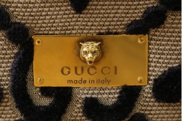 中古　超美品　イタリア製　GUCCI(グッチ)　Alessandro Michele(アレッサンドロ・ミケーレ)デザイン　グッチデコール　フリンジ付きアームチェア　当時定価約100万円　(R-088639)