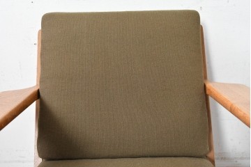デンマークヴィンテージ　GETAMA(ゲタマ)　Hans J. Wegner(ハンス・J・ウェグナー)　GE290　木の温もり感じるフレームラインが魅力のイージーチェア　(R-088640)