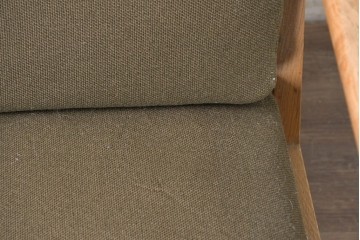 デンマークヴィンテージ　GETAMA(ゲタマ)　Hans J. Wegner(ハンス・J・ウェグナー)　GE290　木の温もり感じるフレームラインが魅力のイージーチェア　(R-088640)