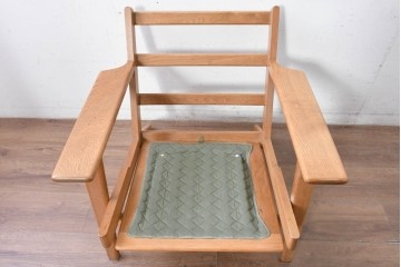 デンマークヴィンテージ　GETAMA(ゲタマ)　Hans J. Wegner(ハンス・J・ウェグナー)　GE290　木の温もり感じるフレームラインが魅力のイージーチェア　(R-088640)