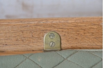 デンマークヴィンテージ　GETAMA(ゲタマ)　Hans J. Wegner(ハンス・J・ウェグナー)　GE290　木の温もり感じるフレームラインが魅力のイージーチェア　(R-088640)