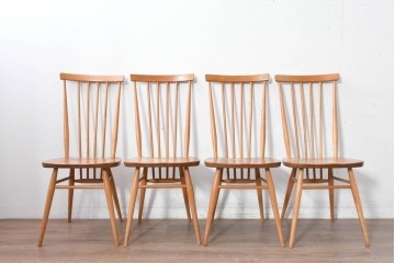 イギリスヴィンテージ　ERCOL(アーコール)　Lloyd’s Antiques(ロイズ・アンティークス)取り扱い　細身のスポークが美しいスティックバックチェア4脚セット　(R-088641)