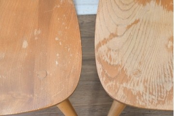 イギリスヴィンテージ　ERCOL(アーコール)　Lloyd’s Antiques(ロイズ・アンティークス)取り扱い　細身のスポークが美しいスティックバックチェア4脚セット　(R-088641)