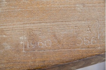 イギリスヴィンテージ　ERCOL(アーコール)　Lloyd’s Antiques(ロイズ・アンティークス)取り扱い　細身のスポークが美しいスティックバックチェア4脚セット　(R-088641)