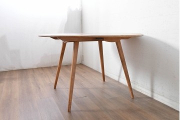 イギリスビンテージ　ERCOL(アーコール)　シンプルで扱いやすいドロップリーフテーブル　(R-088642)
