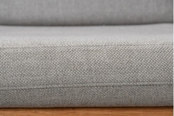 デンマークヴィンテージ　GETAMA(ゲタマ)　Hans J. Wegner(ハンス・J・ウェグナー)　GE671　曲げ木のアームが特徴的な3人掛けソファ　(R-088643)