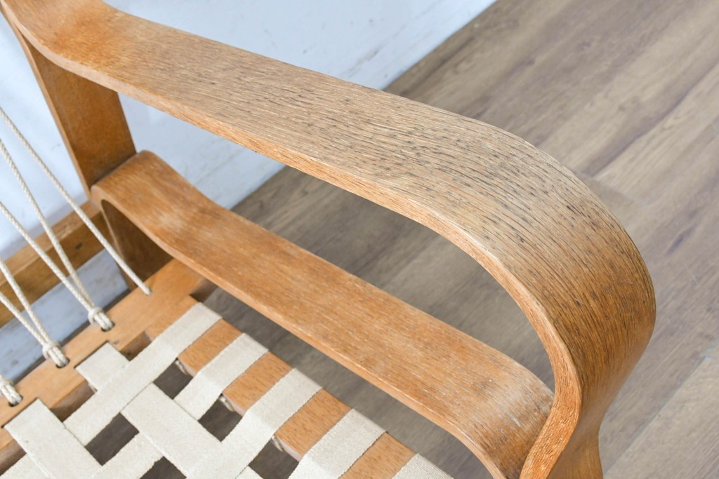 デンマークヴィンテージ　GETAMA(ゲタマ)　Hans J. Wegner(ハンス・J・ウェグナー)　GE671　曲げ木のアームが特徴的な3人掛けソファ　(R-088643)