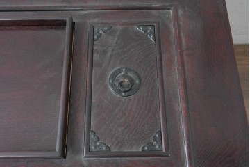 中古　美品　岩谷堂箪笥　桜木作(桜木家具店)　重厚な金具と深みのある木肌が魅力の長火鉢　(R-088645)