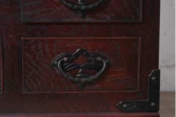 中古　美品　岩谷堂箪笥　桜木作(桜木家具店)　重厚な金具と深みのある木肌が魅力の長火鉢　(R-088645)