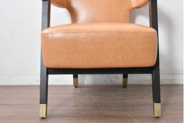 新古　展示品　特注オーダー品　フェイクレザーのアームチェア　制作費約12万円　※傷み有り　(R-088647)