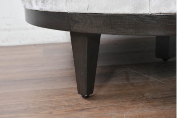 新古　展示品　超美品　特注オーダー品　直径920mm　ゆったりサイズの丸型オットマン　制作費約15万円　(R-088648)