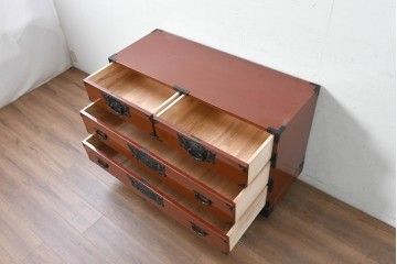 中古　仙台民芸箪笥(仙台箪笥)　朱塗り　漆塗り　高級ライン　重厚な牡丹金具が目を引く衣装箪笥　定価約60万円　(R-088652)