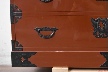 中古　仙台民芸箪笥(仙台箪笥)　朱塗り　漆塗り　高級ライン　重厚な牡丹金具が目を引く衣装箪笥　定価約60万円　(R-088652)