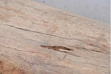 アジアンヴィンテージ　古材　バリ島で使われていた丸太　(R-088659)