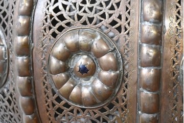 《直結式ペンダントライト加工費込み》　モロッコヴィンテージ　特注品　真鍮製　細密な透かし模様が印象的な大型ペンダントライト　(R-088665)