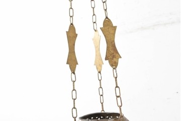 《引っ掛けシーリング式ペンダントライト加工費込み》　アラビアンヴィンテージ　工芸品　真鍮製　透かし細工が美しい色ガラス入り八角ペンダントライト　(R-088669)