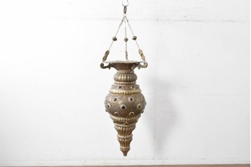 アジアンヴィンテージ　インド　高級工芸品　真鍮　宝石象嵌風の装飾が異国の宮殿を思わせる大型のランタン型ペンダントライト　(R-088670)