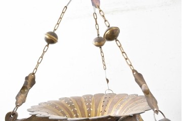 アジアンヴィンテージ　インド　高級工芸品　真鍮　宝石象嵌風の装飾が異国の宮殿を思わせる大型のランタン型ペンダントライト　(R-088671)